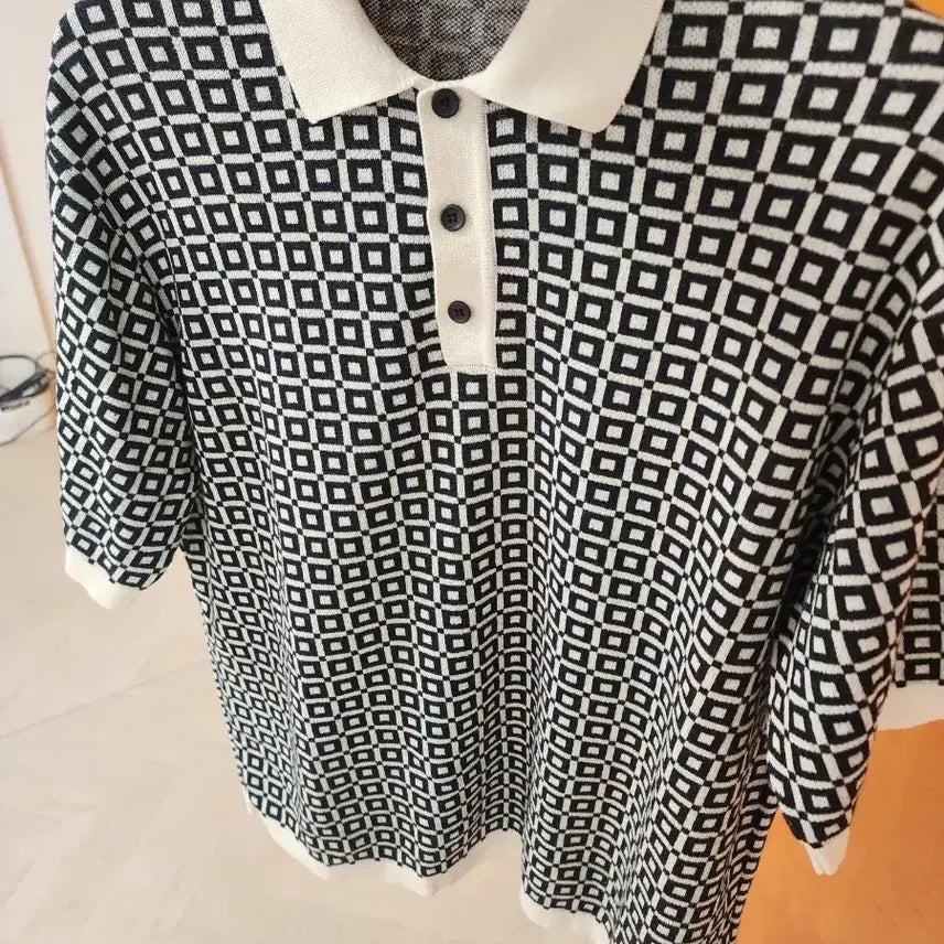 [SOLD OUT] ZARA 자라 패턴 니트 반팔 폴로티 팝니다.