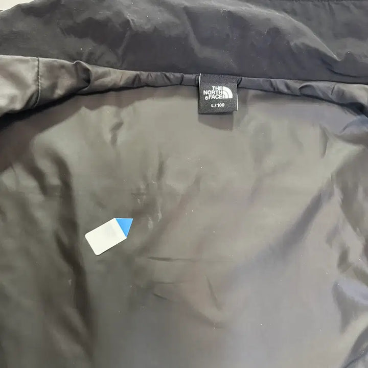 [BUNJANG] The North Face Windbreaker Jacket (Size 100) / 노스페이스 바람막이 자켓(100사이즈)