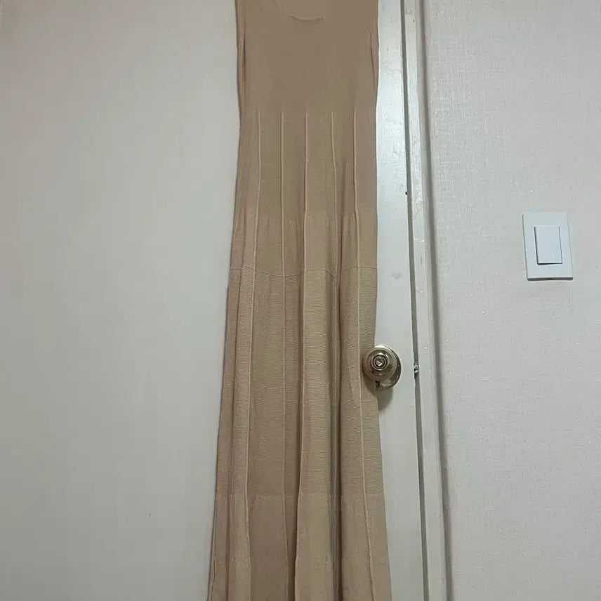 [BUNJANG] ZARA Beige Knit Long Dress / (영국 자라) 베이지 니트 롱 원피스 s-m 시착사진O