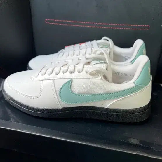 [BUNJANG] Field General White Mint Sneakers / (여성용 매장정품 새상품) 필드 제네럴 화이트 민트 (220~255사이즈