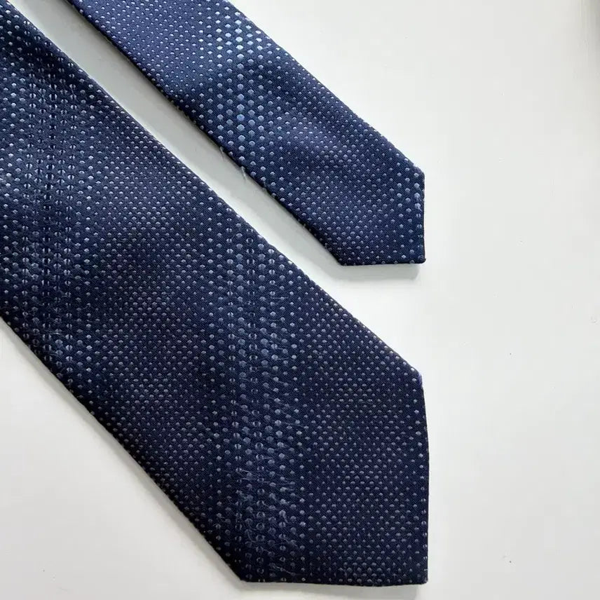 [BUNJANG] Calvin Klein Silk Tie / 켈빈클라인 Ck (Calvin klein) 실크 넥타이 8cm