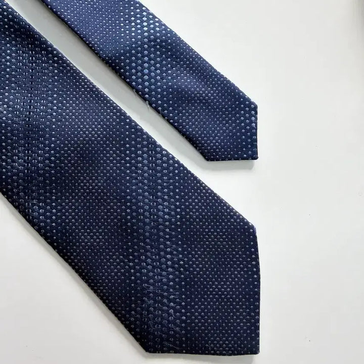 [BUNJANG] Calvin Klein Silk Tie / 켈빈클라인 Ck (Calvin klein) 실크 넥타이 8cm