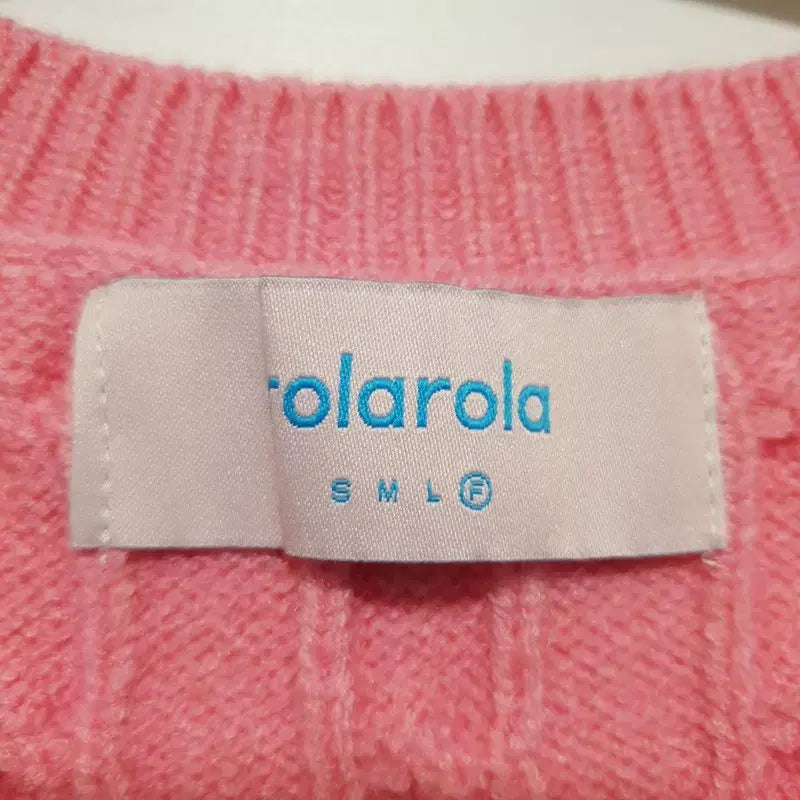 [BUNJANG] Rola Rola V-Neck Cable Knit Vest / 로라로라 브이넥 케이블 니트 조끼 베스트 F_M0271