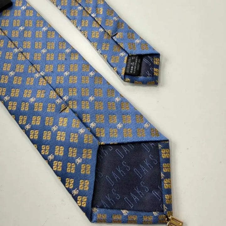 [BUNJANG] Daks Silk Tie 8cm / 닥스(Daks) 실크 넥타이 8cm