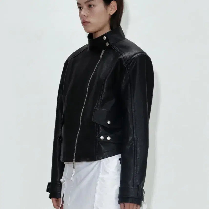 [BUNJANG] SERIC Leather Zipper Jacket / Black / 세릭 LEATHER ZIPPER JACKET / BLACK