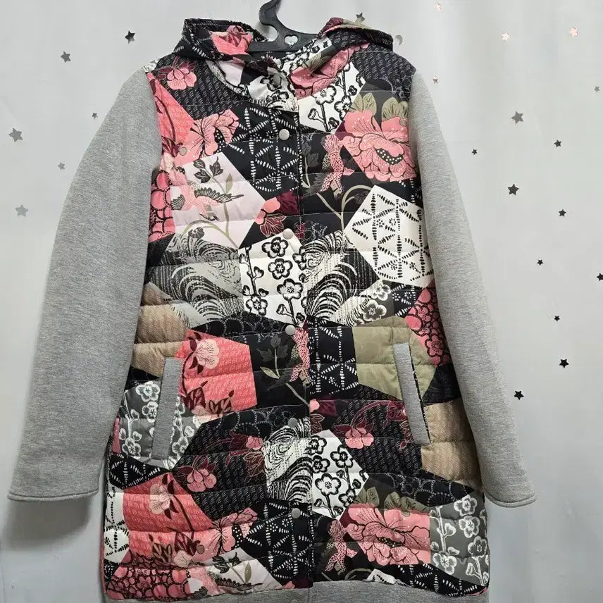 [BUNJANG] Rocco Ragni Flower Patch Hooded Quilted Jacket / Rocco Ragni 플라워 패치 후드 퀼팅 자켓 42
