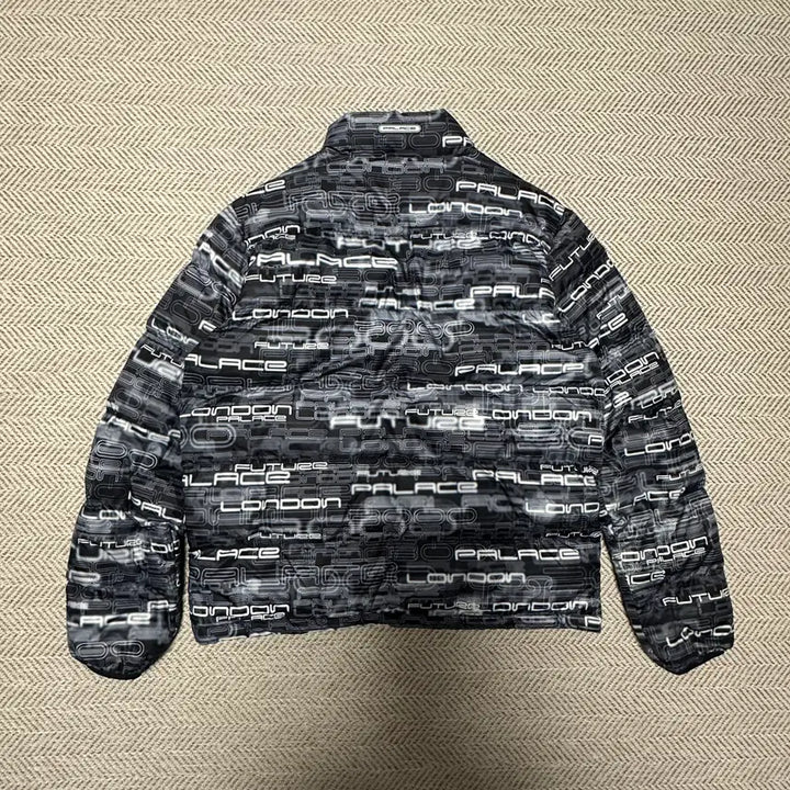 [BUNJANG] Palace 3M Down Jumper / PALACE 3000 puffa 3M down jumper
