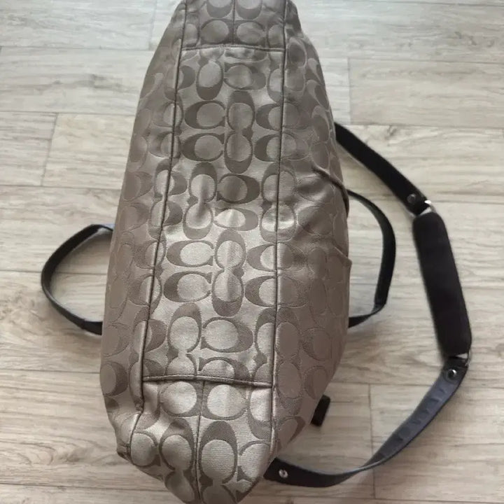[BUNJANG] Coach Signature Shoulder Bag Tote Bag / 코치 시그니처 자카드,가죽숄더백 토트백