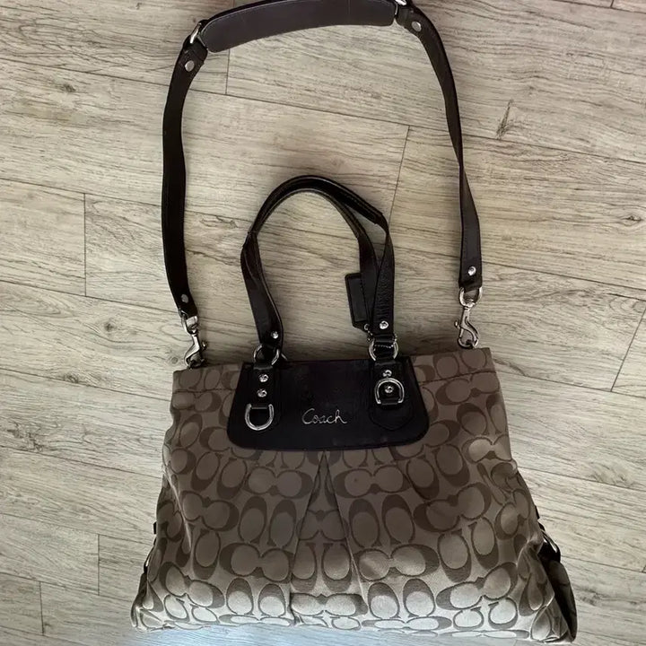 [BUNJANG] Coach Signature Shoulder Bag Tote Bag / 코치 시그니처 자카드,가죽숄더백 토트백