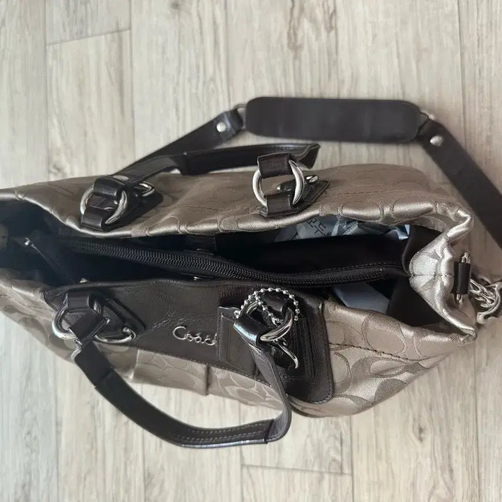 [BUNJANG] Coach Signature Shoulder Bag Tote Bag / 코치 시그니처 자카드,가죽숄더백 토트백
