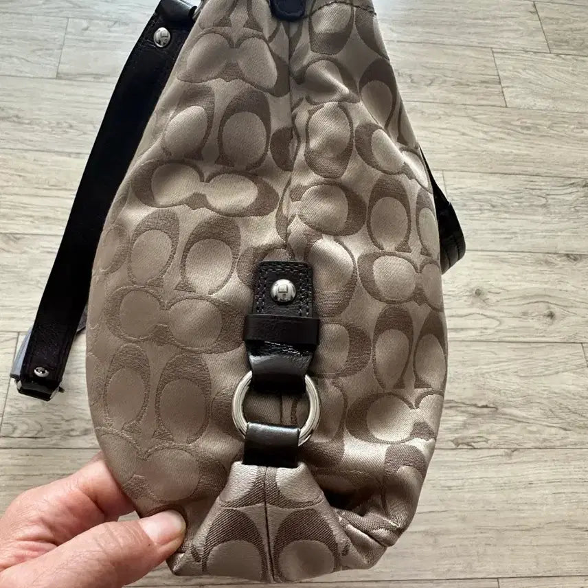 [BUNJANG] Coach Signature Shoulder Bag Tote Bag / 코치 시그니처 자카드,가죽숄더백 토트백