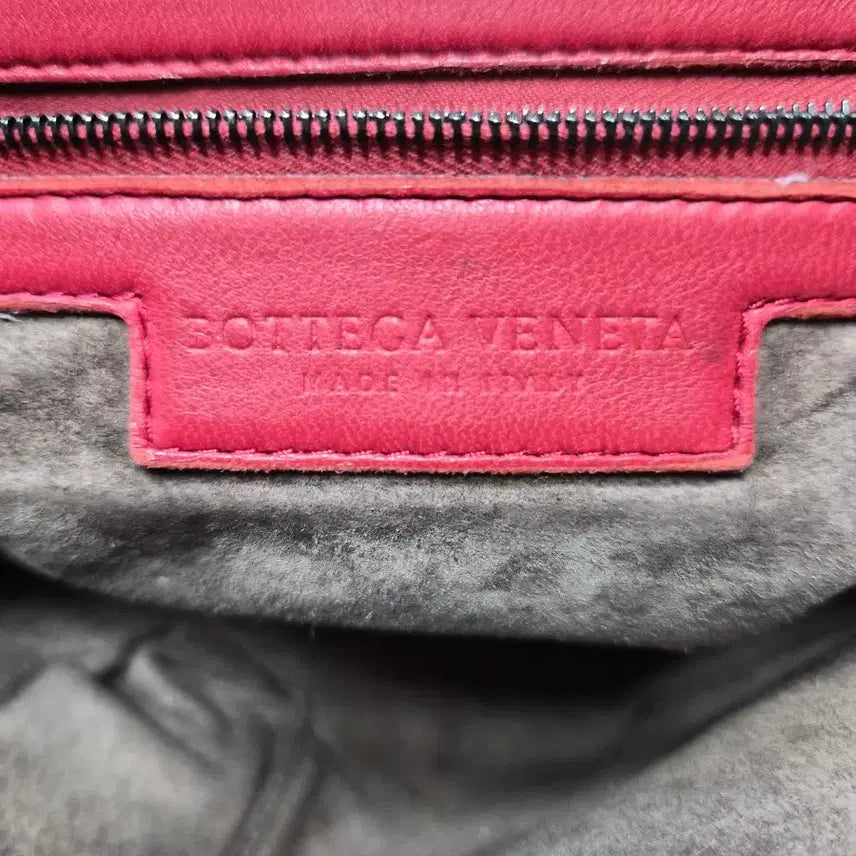 [BUNJANG] Bottega Veneta Intrecciato Red Shoulder Bag / 보테가베네타 레드 인트레치아토 숄더백