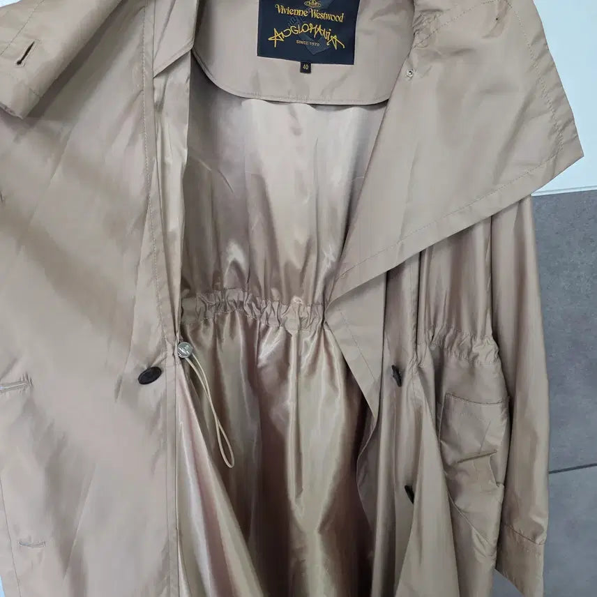[BUNJANG] Vivienne Westwood Long Windbreaker Trench Coat / 비비안웨스트우드 롱 바람막이 트렌치코트 40사이즈