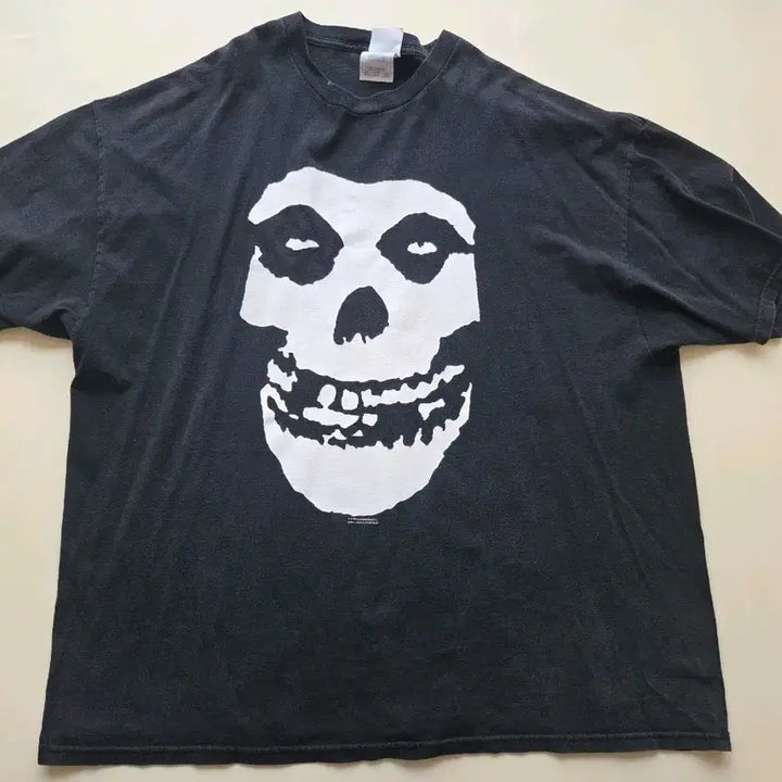 [SOLD OUT] 미스핏츠 밴드티 3XL  Misfits