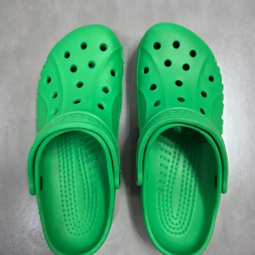 [BUNJANG] Crocs Baya Clog Grass Green / 크록스 바야 클로그 그래스 그린 녹색
