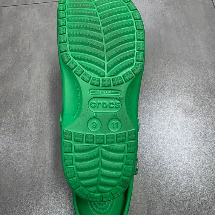 [BUNJANG] Crocs Baya Clog Grass Green / 크록스 바야 클로그 그래스 그린 녹색