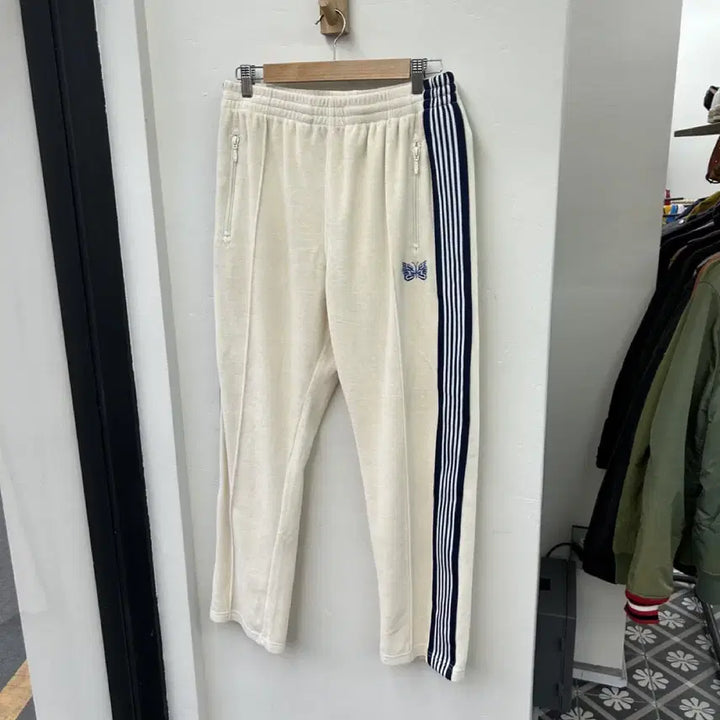 [BUNJANG] Needles Straight Poly Smooth Ice White Track Pants / 16382 - 니들스 스트레이트 폴리 스무스 아이스 화이트 트랙 팬츠