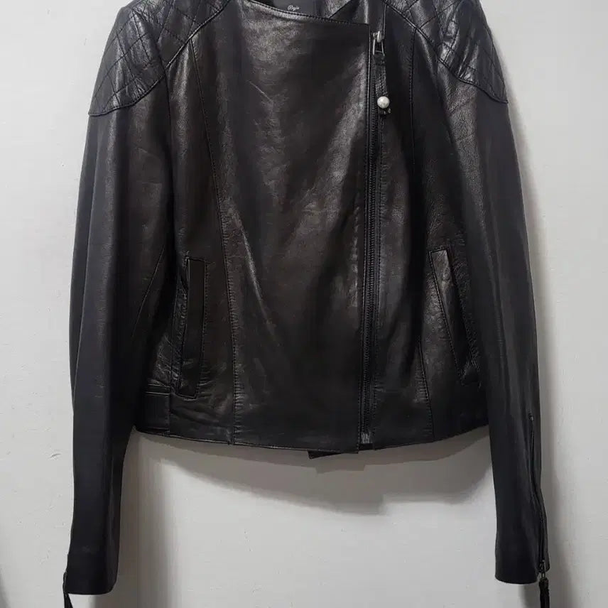 [BUNJANG] Reneyvon Black Leather Crop Jacket / 레니본 블랙 가죽 크롭 자켓