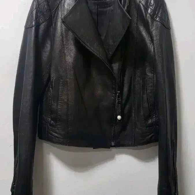 [BUNJANG] Reneyvon Black Leather Crop Jacket / 레니본 블랙 가죽 크롭 자켓