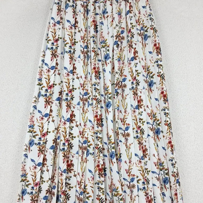 [BUNJANG] Irving Place Floral Pleated Midi Skirt / Irving Place 여성 플리츠 밴딩 스커트(55~66)