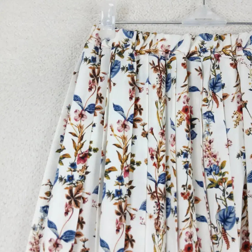 [BUNJANG] Irving Place Floral Pleated Midi Skirt / Irving Place 여성 플리츠 밴딩 스커트(55~66)