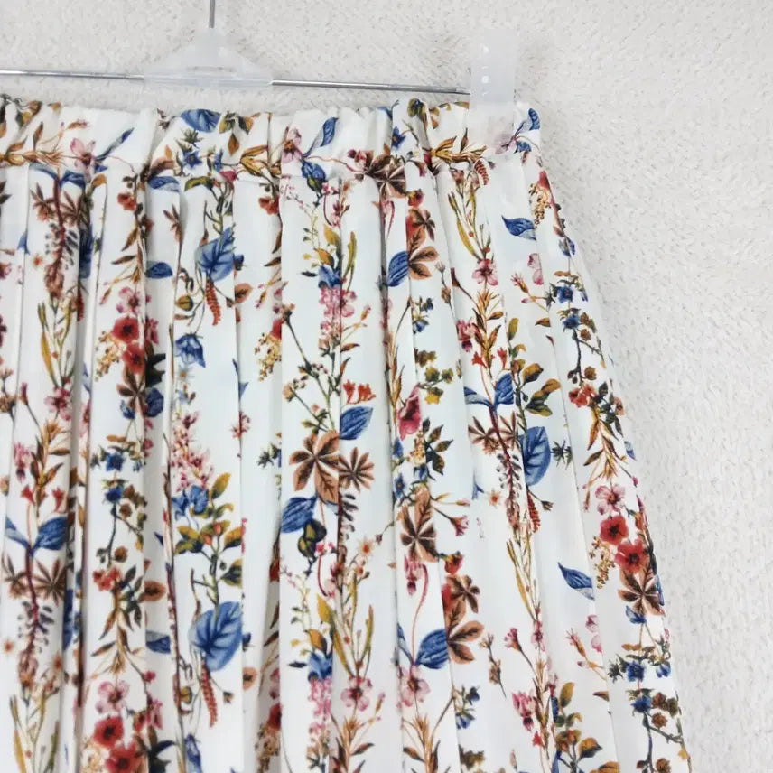 [BUNJANG] Irving Place Floral Pleated Midi Skirt / Irving Place 여성 플리츠 밴딩 스커트(55~66)