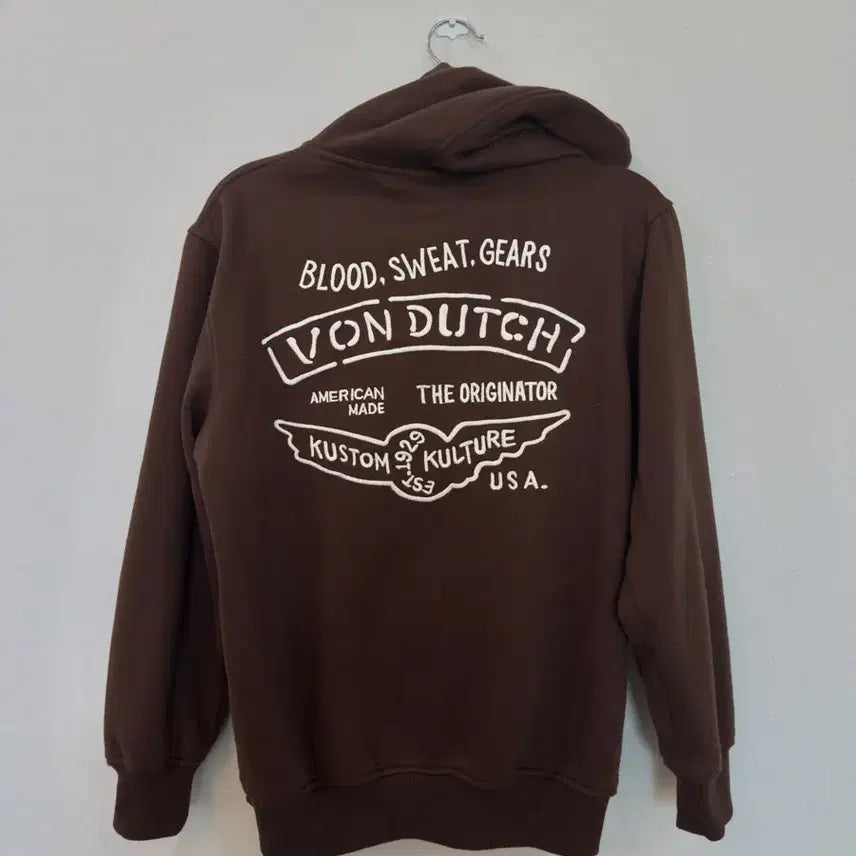 [SOLD OUT] [S] Von Dutch 본더치 브라운 후드집업