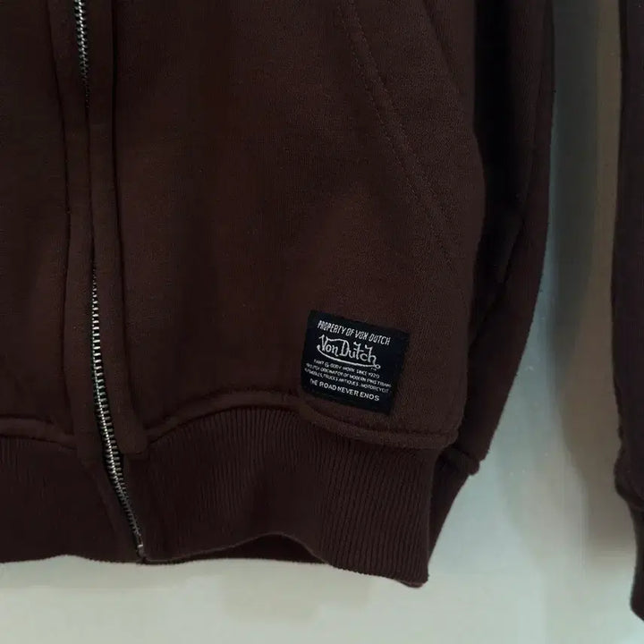 [SOLD OUT] [S] Von Dutch 본더치 브라운 후드집업
