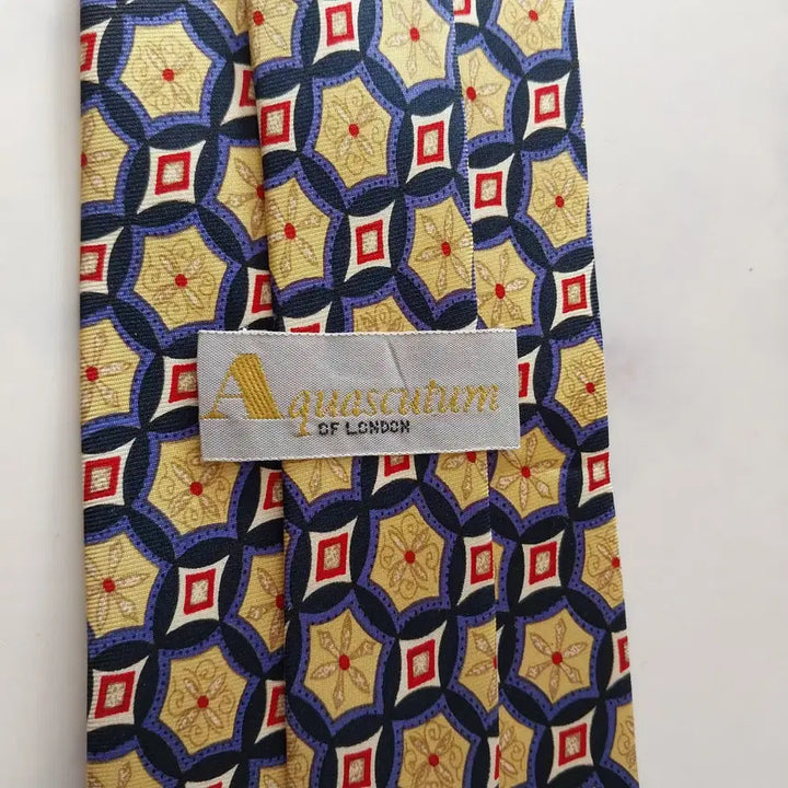 [BUNJANG] Aquascutum Geometric Pattern Silk Tie / 아쿠아스큐텀 실크 기하학 패턴 넥타이 9.2cm A+등급 K1947