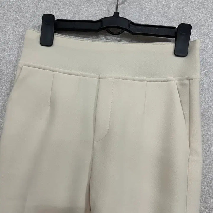 [BUNJANG] High-Waist Banding Slacks - Cream / 하이밴딩 슬랙스 S