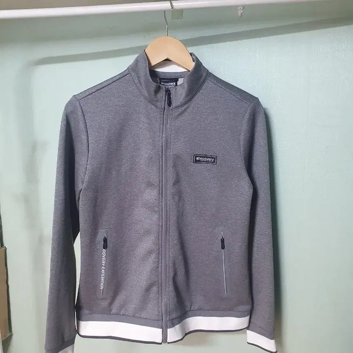 [BUNJANG] Discovery Slim Fit Zip-up Jacket / 디스커버리 집업 90