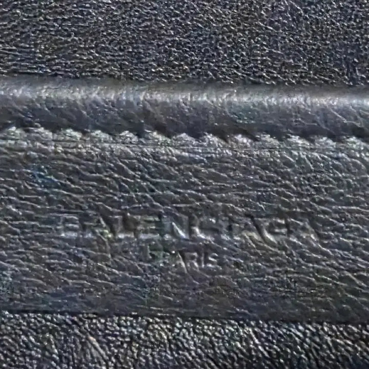 [BUNJANG] Balenciaga Everyday Initial Logo Clutch Black OS / [정품] 발렌시아가 에브리데이 이니셜 로고 클러치 블랙 OS