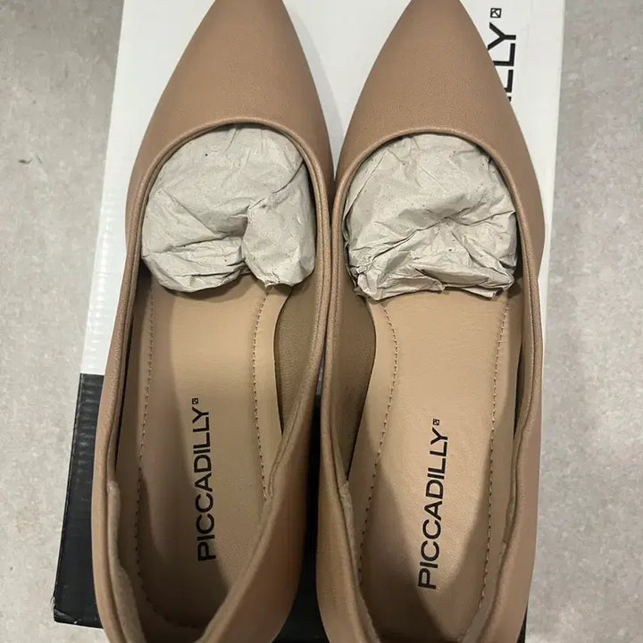 [BUNJANG] Piccadilly Pumps Nude Color EU38 / 피카딜리 펌프스 누드 컬러 EU38