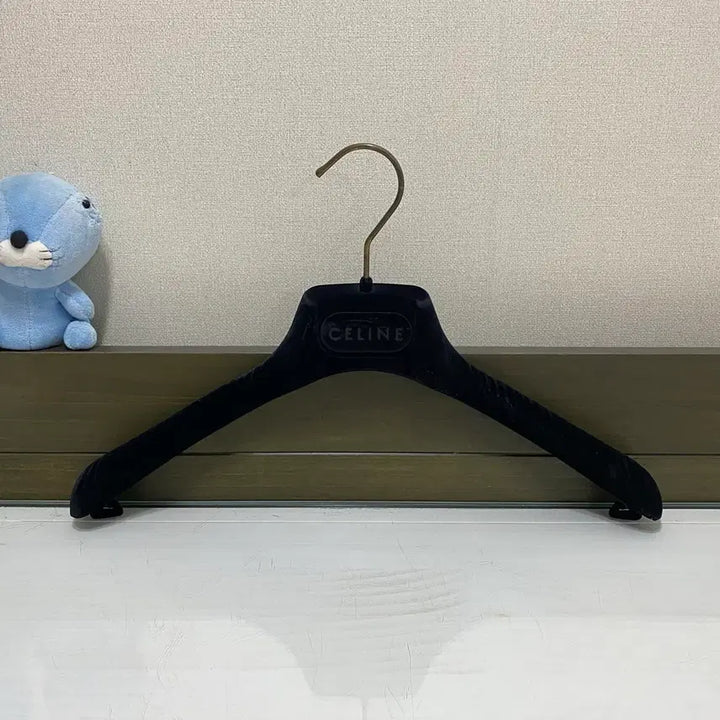 [BUNJANG] Celine Velvet Hanger / 셀린느 옷걸이