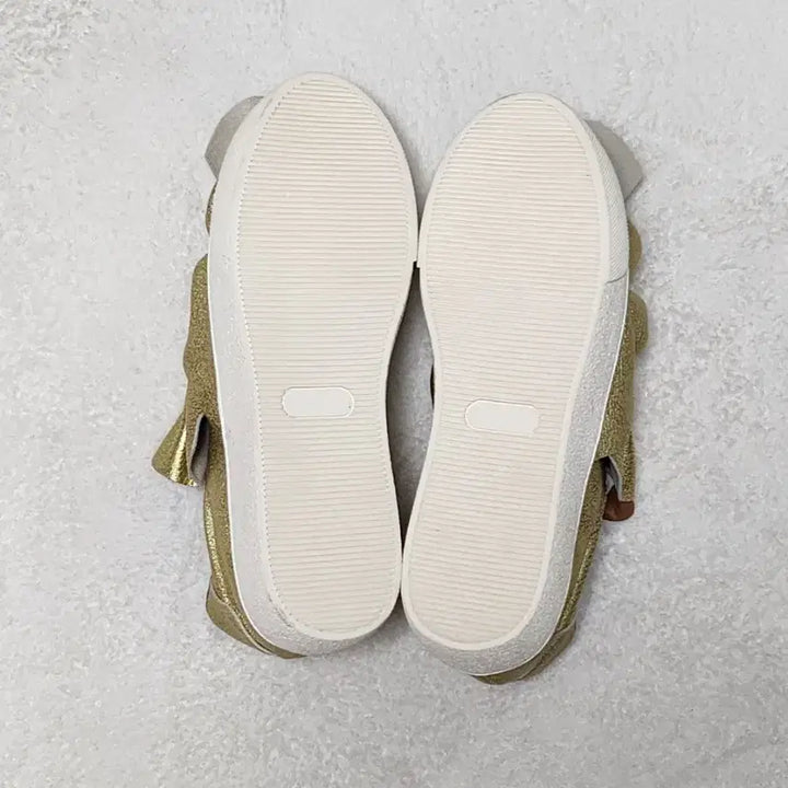 [BUNJANG] Handmade Gold Ribbon Twisted Sneakers 245 / 새상품/수제화 골드 리본꼬임 스니커즈245