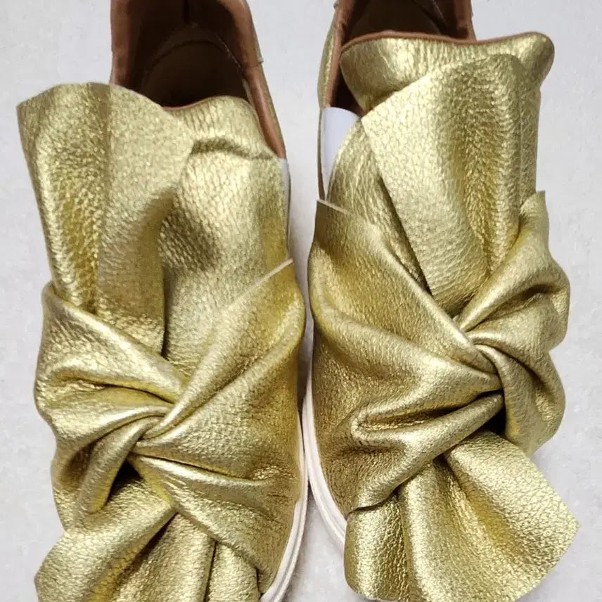 [BUNJANG] Handmade Gold Ribbon Twisted Sneakers 245 / 새상품/수제화 골드 리본꼬임 스니커즈245