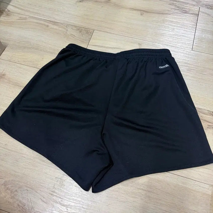 [BUNJANG] Adidas Black Shorts / 아디다스 블랙 반바지