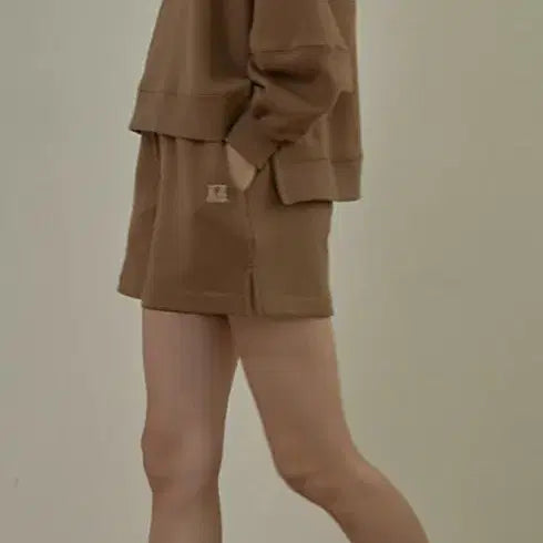[BUNJANG] Magjay Brown Sweatshirt Shorts / 매그제이 브라운 맨투맨 반바지