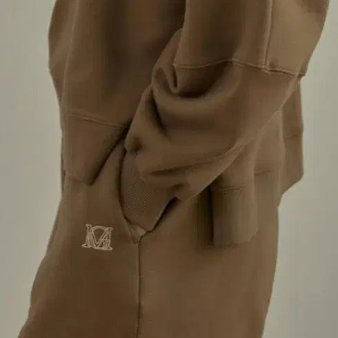 [BUNJANG] Magjay Brown Sweatshirt Shorts / 매그제이 브라운 맨투맨 반바지