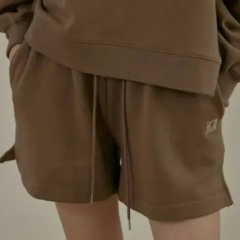 [BUNJANG] Magjay Brown Sweatshirt Shorts / 매그제이 브라운 맨투맨 반바지