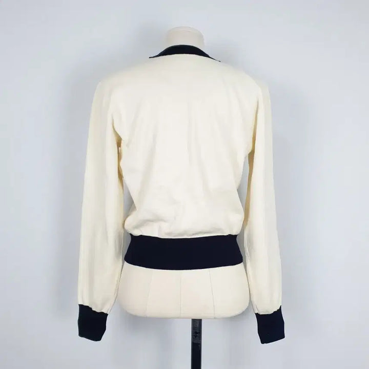 [BUNJANG] LIST Ivory Knit Black Cardigan / 1165.LIST 아이보리 니트 블랙 배색 카디건55
