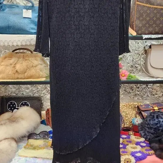 [BUNJANG] LAORNE Lace Pleated Long Dress (55~66) / LAORNE 레이스 플리츠 롱원피스(55~66)