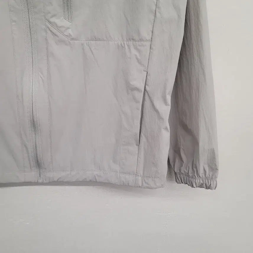 [SOLD OUT] [95/M] 내셔널지오그래픽 바람막이 자켓
