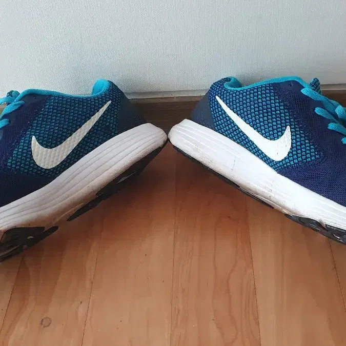[BUNJANG] NIKE REVOLUTION 3 Sneakers / NIKE 운동화 판매 합니다 ^^