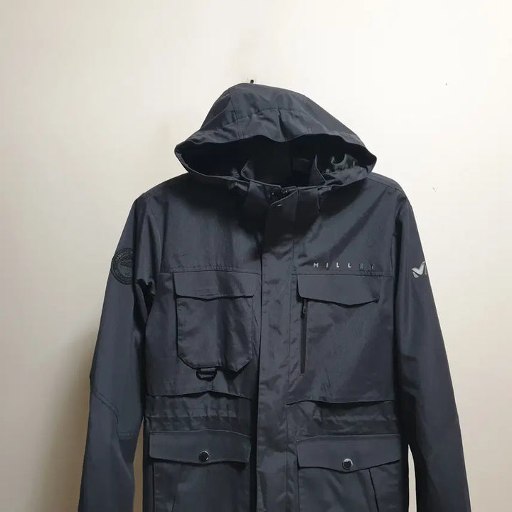 [BUNJANG] Millet Hooded Windbreaker Jacket (Size 105) / 밀레 후드야상바람막이점퍼/105