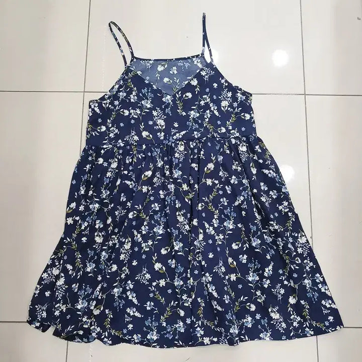 [BUNJANG] Navy Floral Print Sleeveless Maxi Dress / 네이비 플라워프린트 민소매 끈나시 롱원피스 여름 중고 꽃무늬