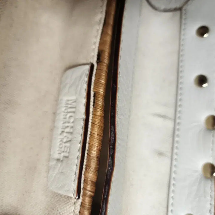 [BUNJANG] Michael Kors Rattan Clutch Bag / (한번사용) 마이클코어스 라탄 클러치백 22. 10 .7센치