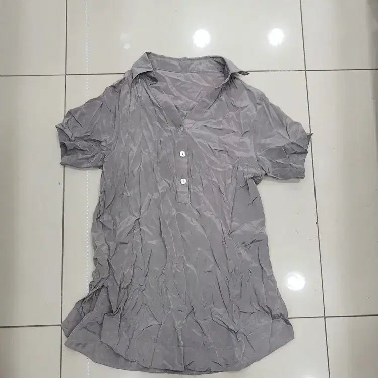 [BUNJANG] Unbranded Short Sleeve Collared Blouse / 반팔 카라 블라우스 티셔츠 중고 가슴단면50총길이73어깨직선38팔길이22
