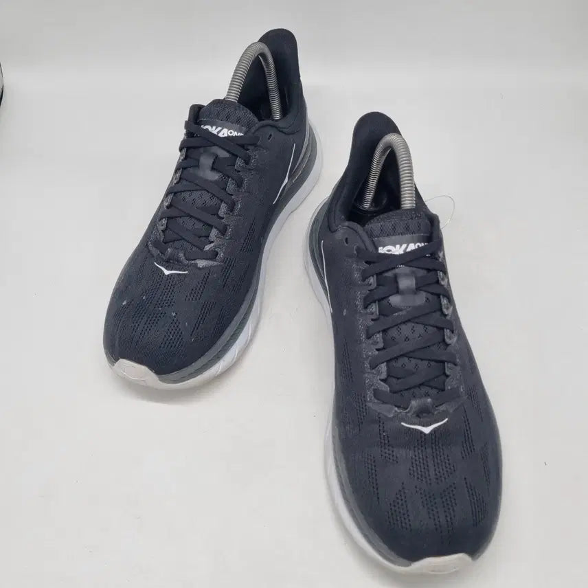 [BUNJANG] Hoka Mach 4 Black/White Men&