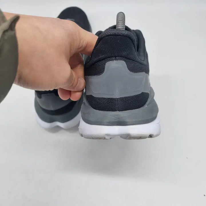 [BUNJANG] Hoka Mach 4 Black/White Men&